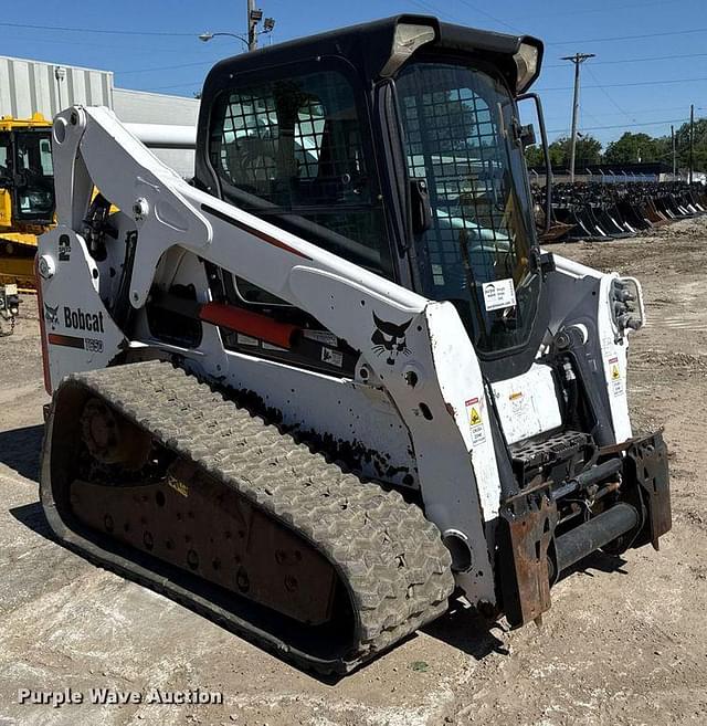 Image of Bobcat T650 equipment image 2