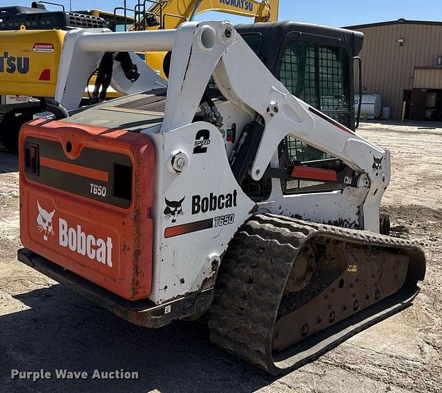 Image of Bobcat T650 equipment image 4