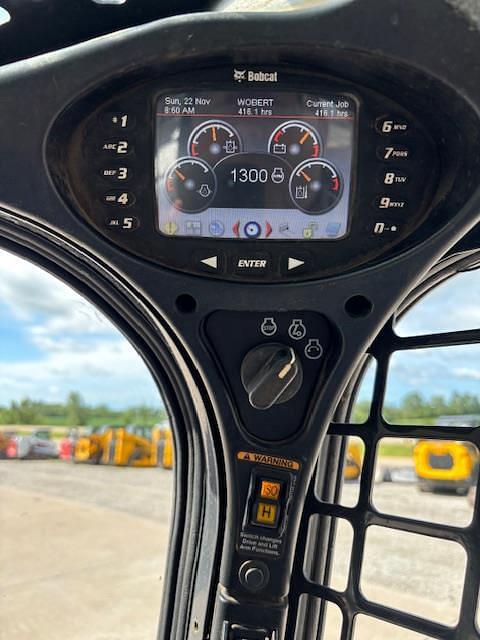 Image of Bobcat T750 equipment image 4