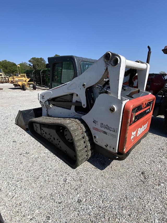 Image of Bobcat T750 equipment image 2