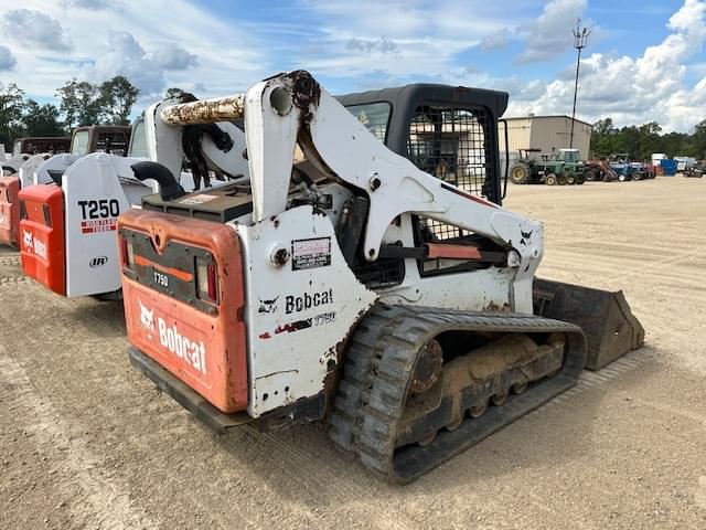 Image of Bobcat T750 equipment image 2