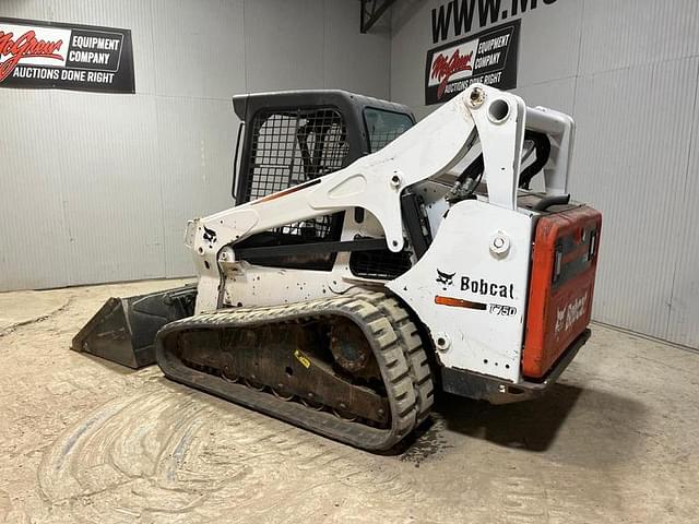 Image of Bobcat T750 equipment image 2