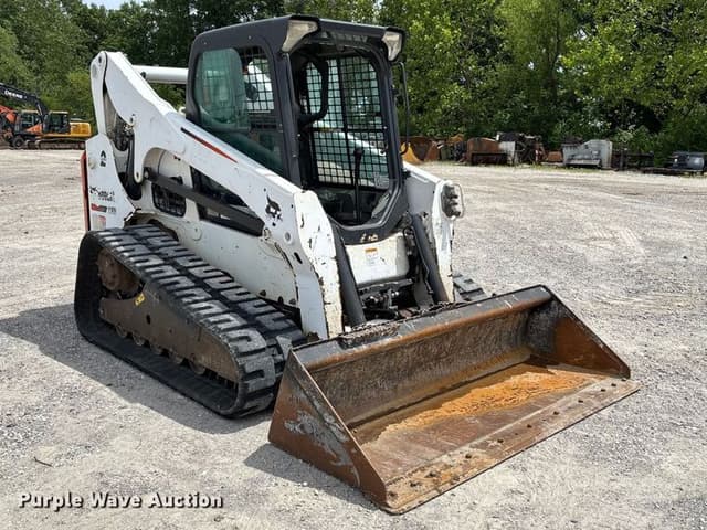 Image of Bobcat T750 equipment image 2