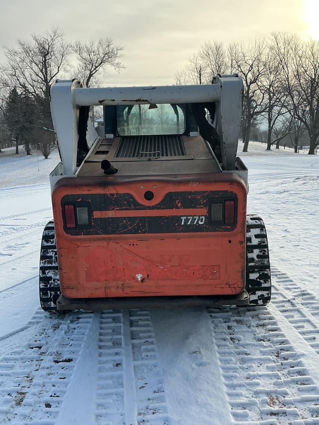Image of Bobcat T770 equipment image 3