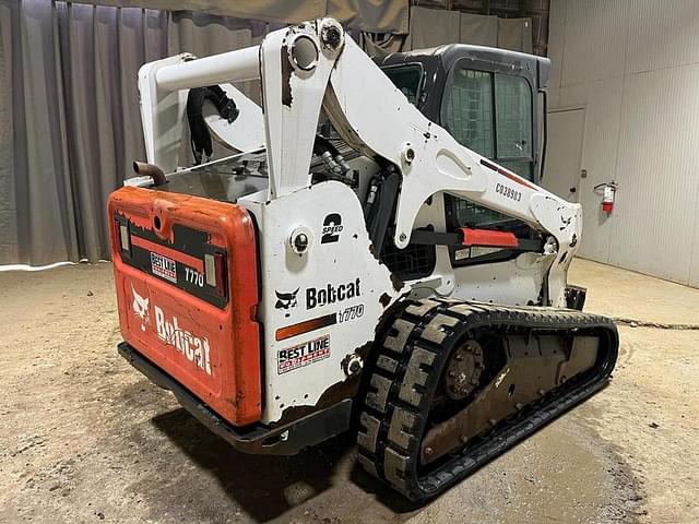 Image of Bobcat T770 equipment image 4