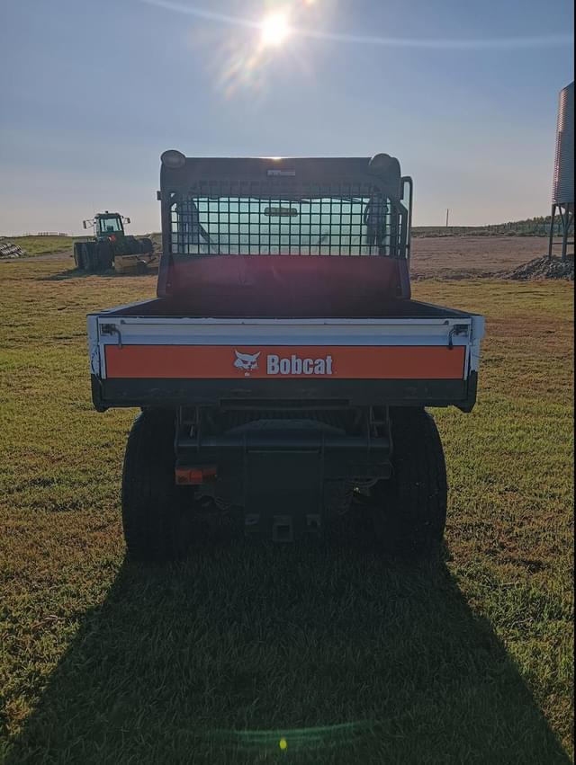 Image of Bobcat Toolcat 5600 equipment image 4
