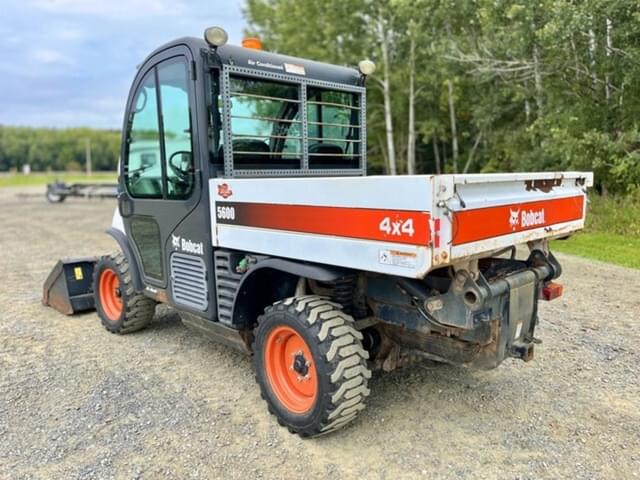 Image of Bobcat Toolcat 5600 equipment image 4