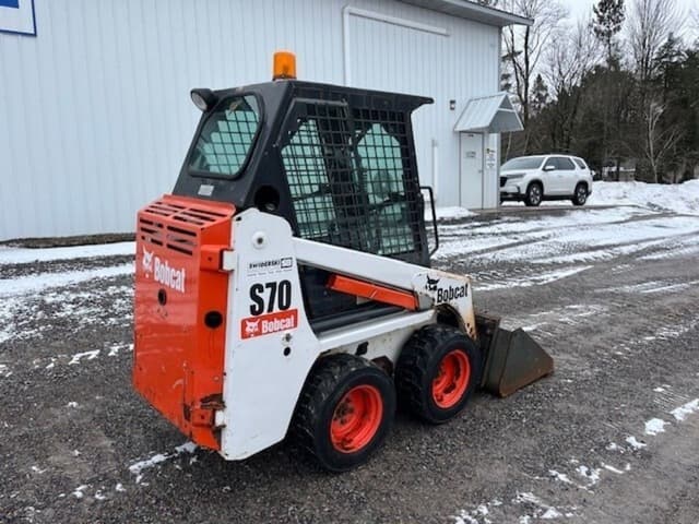 Image of Bobcat S70 equipment image 2