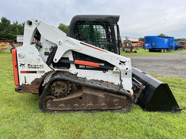 Image of Bobcat T650 equipment image 3