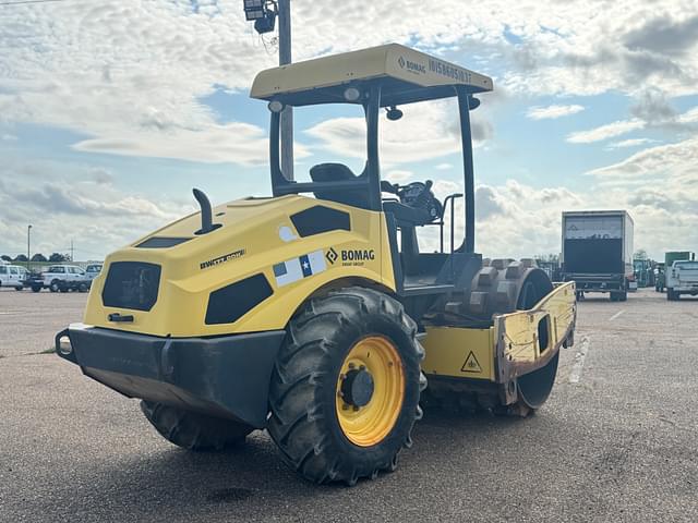 Image of Bomag BW177PDH-5 equipment image 3