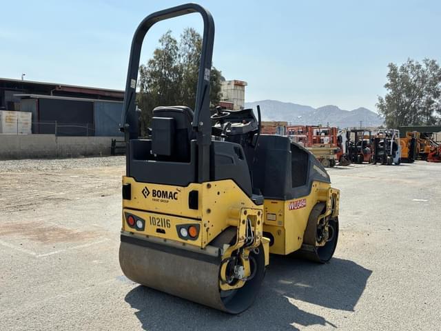 Image of Bomag BW120SL-5 equipment image 2