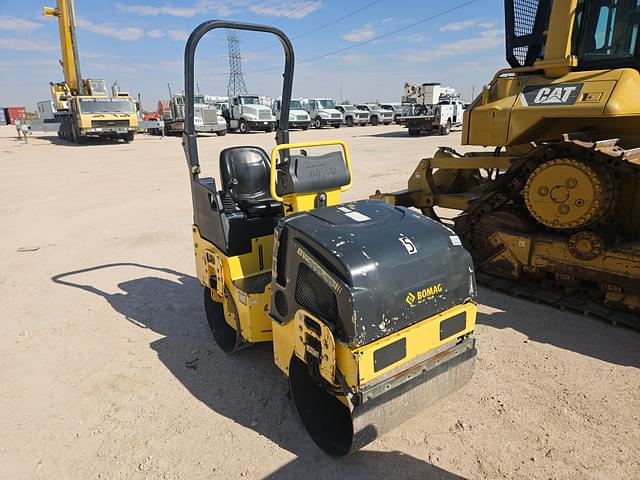 Image of Bomag BW900-50 equipment image 2