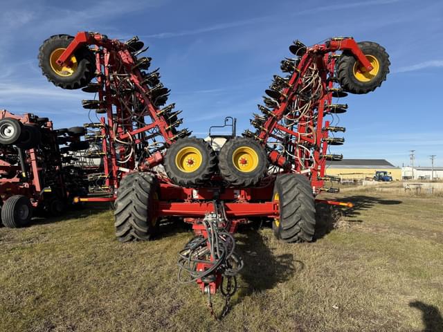 Image of Bourgault 3320 equipment image 2