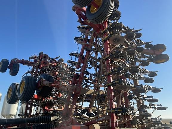 Image of Bourgault 3320 equipment image 4