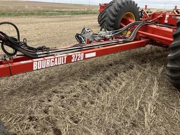 Main image Bourgault 3720