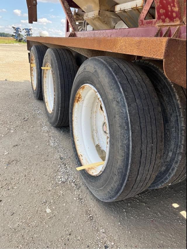 Image of Brehmer Fertilizer Tender equipment image 4