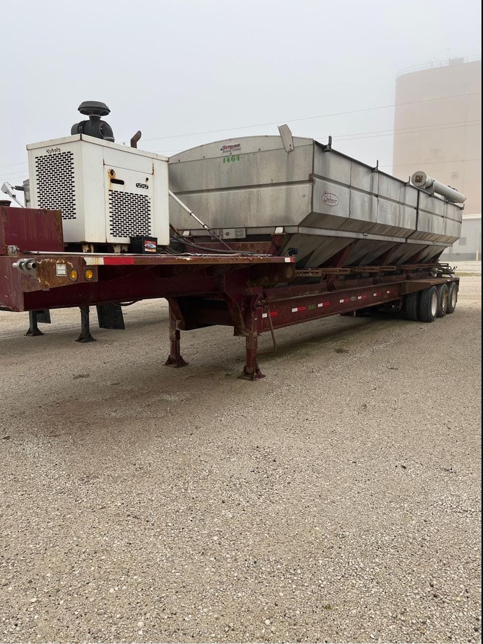 2015 Brehmer Fertilizer Tender Equipment Image0