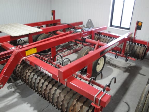2015 Brillion MLS1803 Equipment Image0