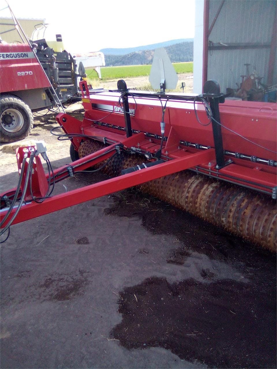 2015 Brillion SSB12 Equipment Image0