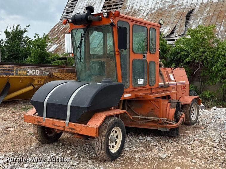 2015 Broce KR350 Equipment Image0