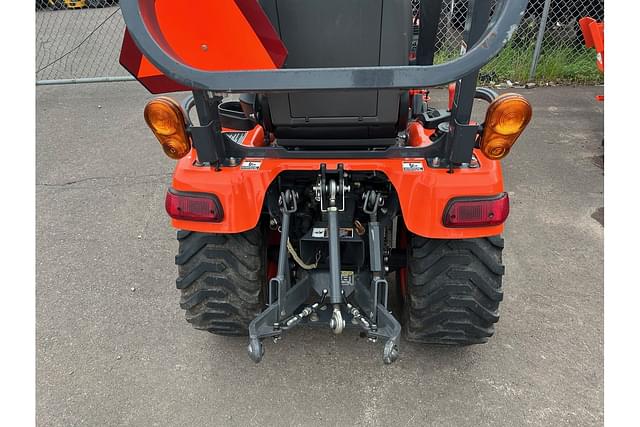 Image of Kubota BX2670 equipment image 3