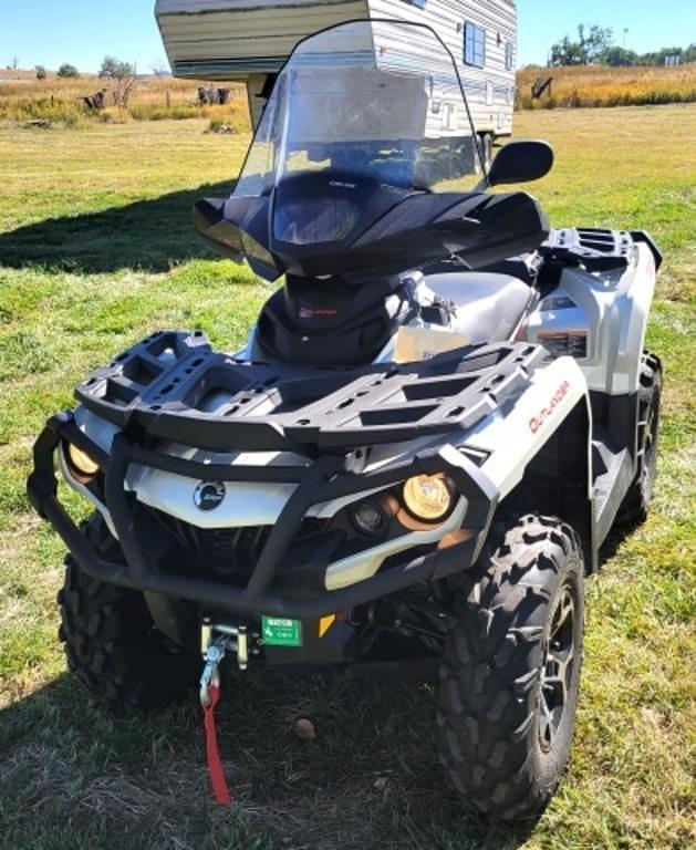 Image of Can-Am Outlander 500 equipment image 2