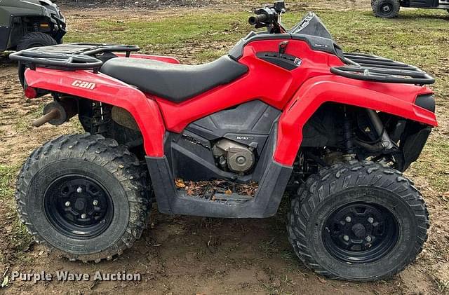 Image of Can-Am Outlander equipment image 3