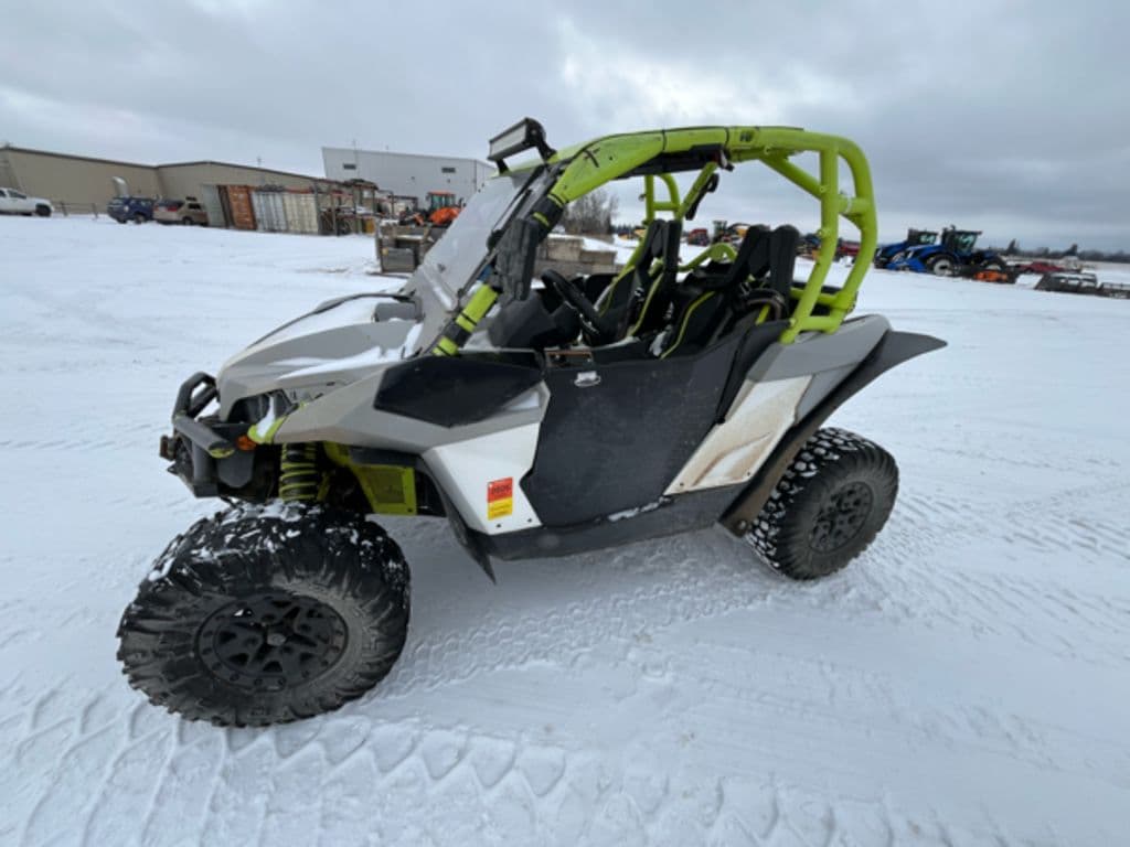 Image of Can-Am Maverick 1000 Image 0
