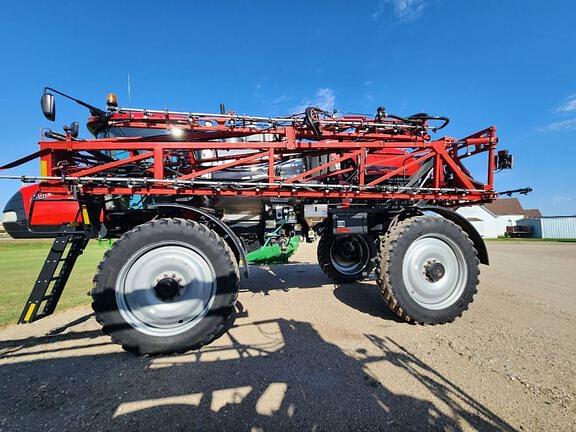 Image of Case IH Patriot 4440 equipment image 1