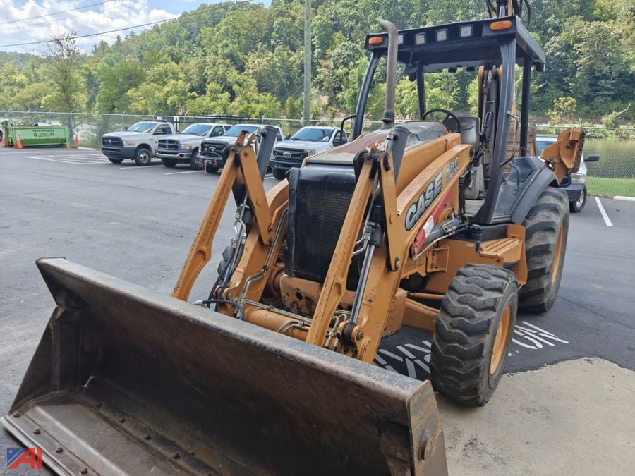 2015 Case 590 Equipment Image0