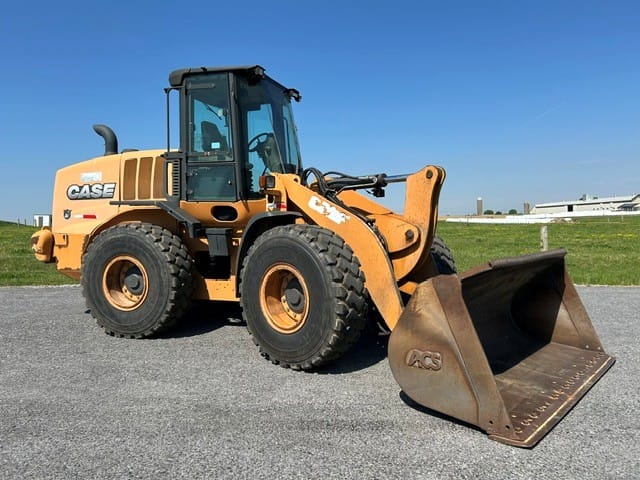 2015 Case 621F Equipment Image0