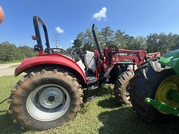 Image of Case IH Farmall 75C equipment image 3