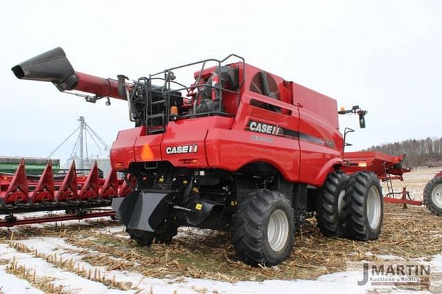 Image of Case IH 7240 equipment image 2