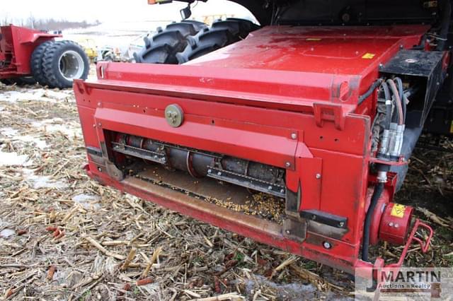 Image of Case IH 7240 equipment image 4