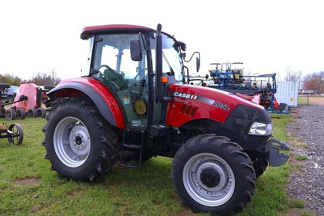 Image of Case IH Farmall 105C equipment image 1