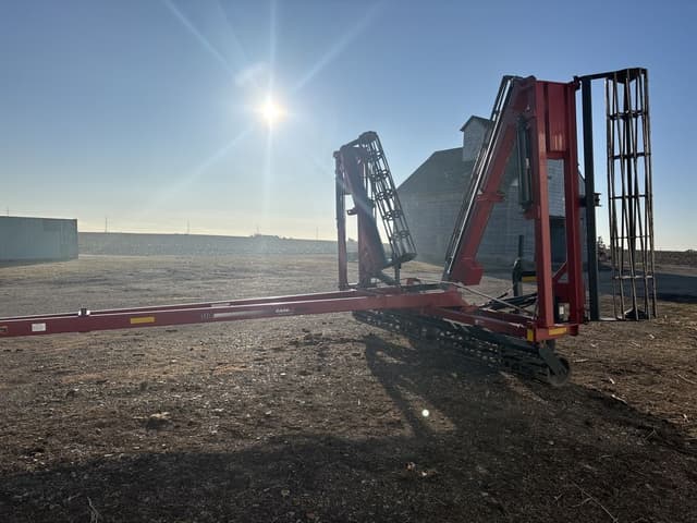 Image of Case IH 110 equipment image 4