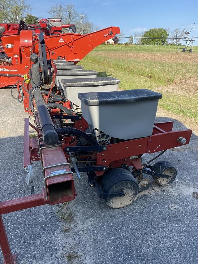 Image of Case IH 1215 equipment image 2