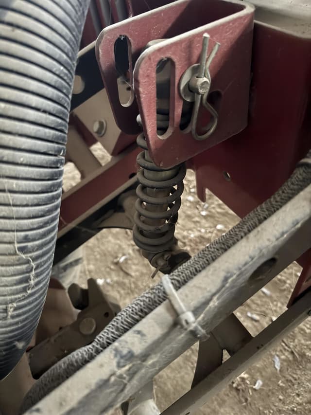 Image of Case IH 1235 equipment image 4