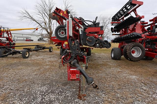 Image of Case IH 1245 equipment image 1