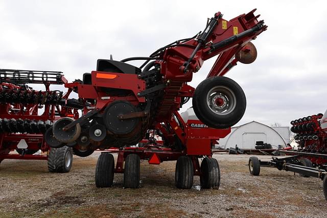 Image of Case IH 1245 equipment image 4