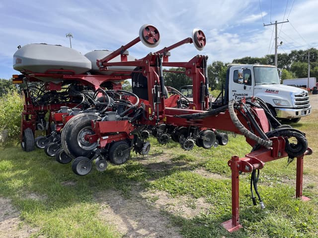 Image of Case IH 1255 equipment image 1