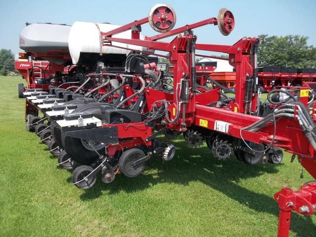 Image of Case IH 1255 equipment image 2