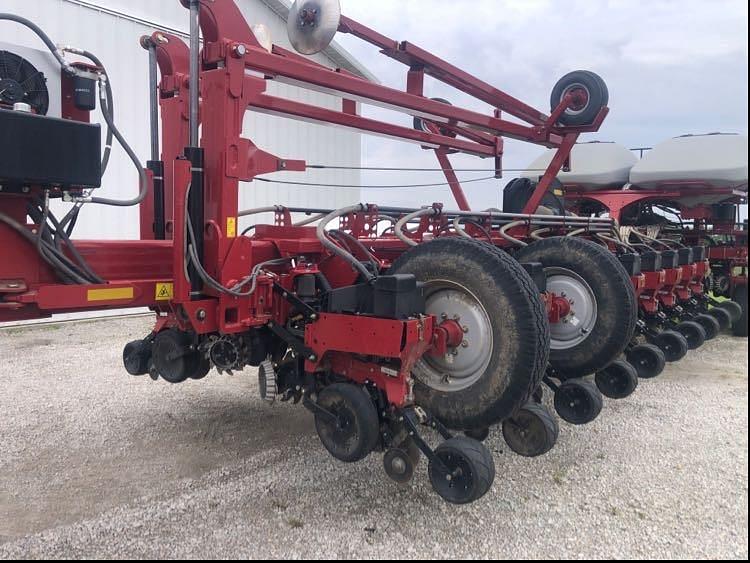 Image of Case IH 1255 Primary image