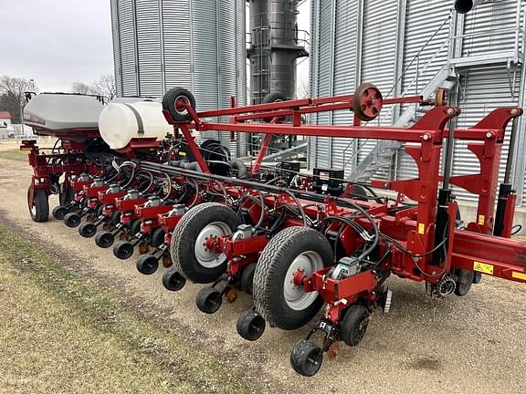 Image of Case IH 1255 Primary image