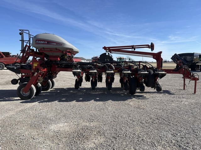 Image of Case IH 1255 equipment image 1