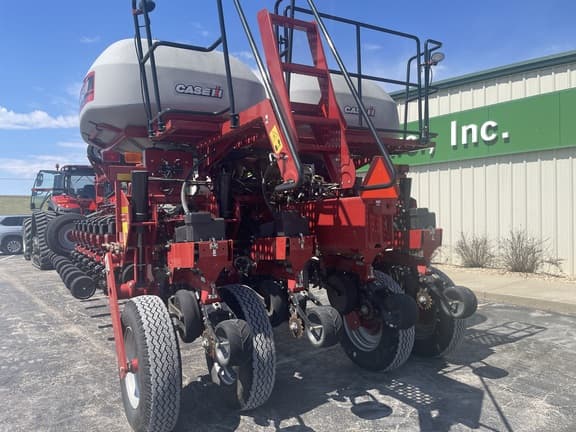 Image of Case IH 1255 equipment image 2