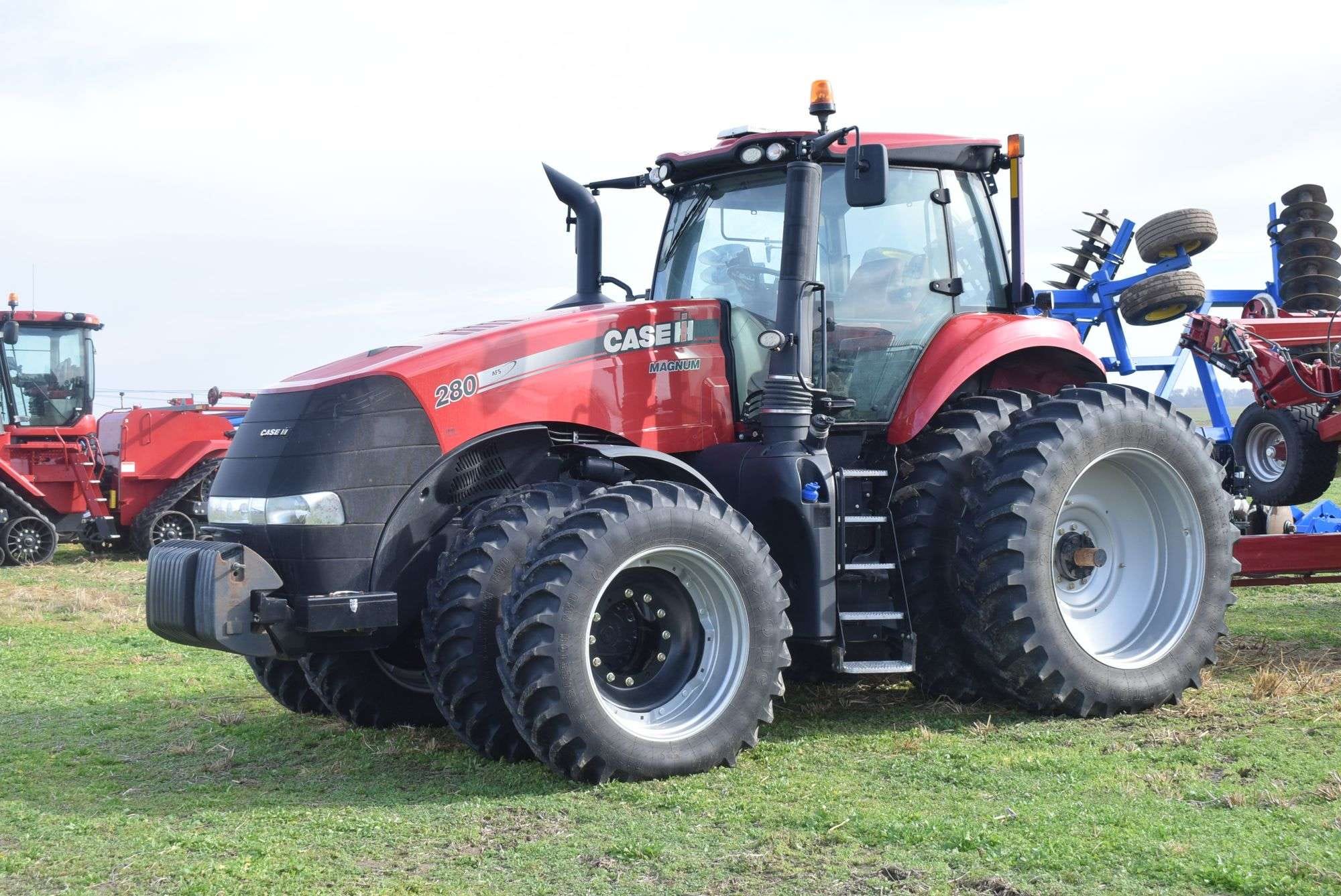 2015 Case IH Magnum 280 Equipment Image0