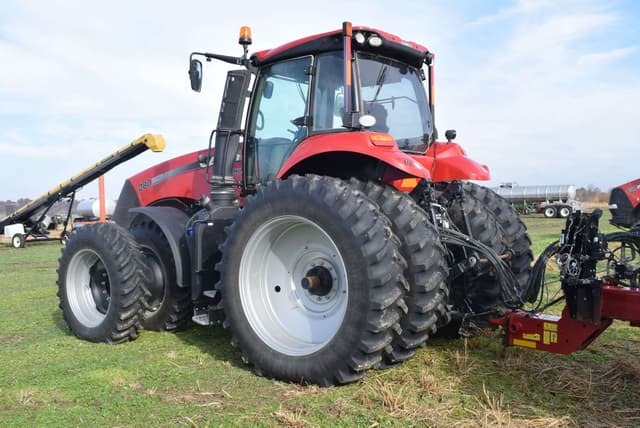 Image of Case IH Magnum 280 equipment image 2