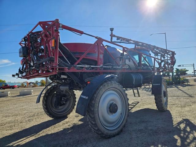 Image of Case IH Patriot 3340 equipment image 4
