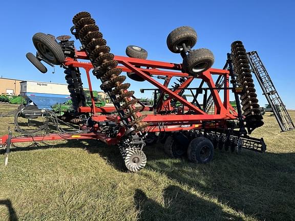 Image of Case IH Barracuda 335 equipment image 4